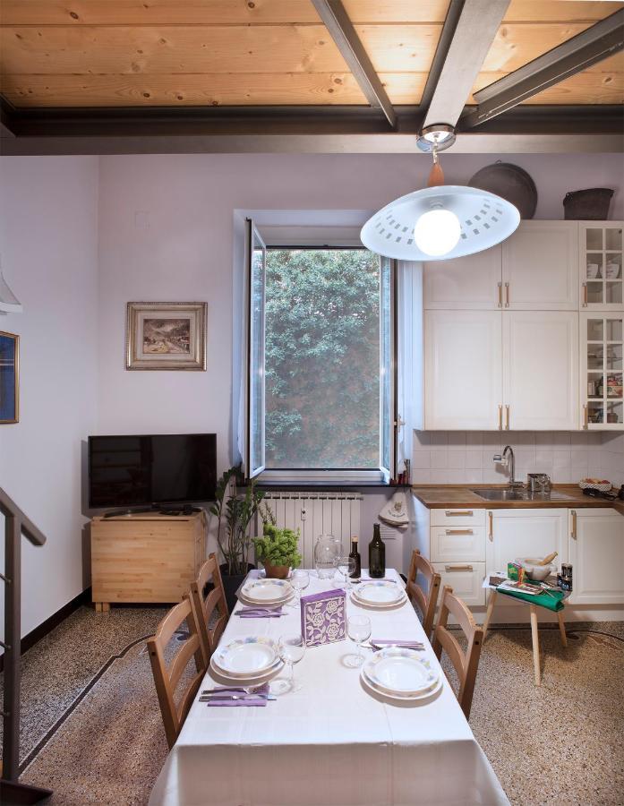 Pesto Guest House Genova Esterno foto